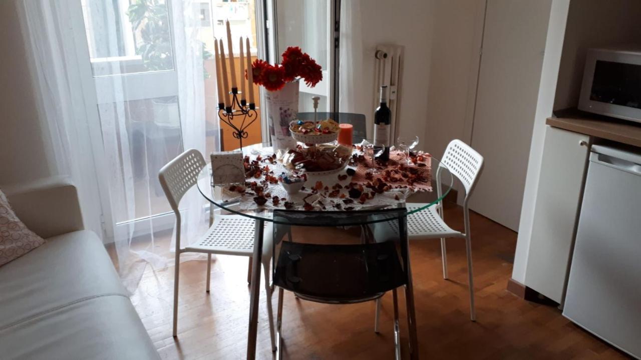 Domi Marconi 28 Apartment Рим Екстериор снимка